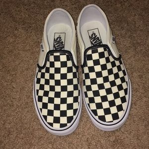 Checkered Vans Women’s 7.5